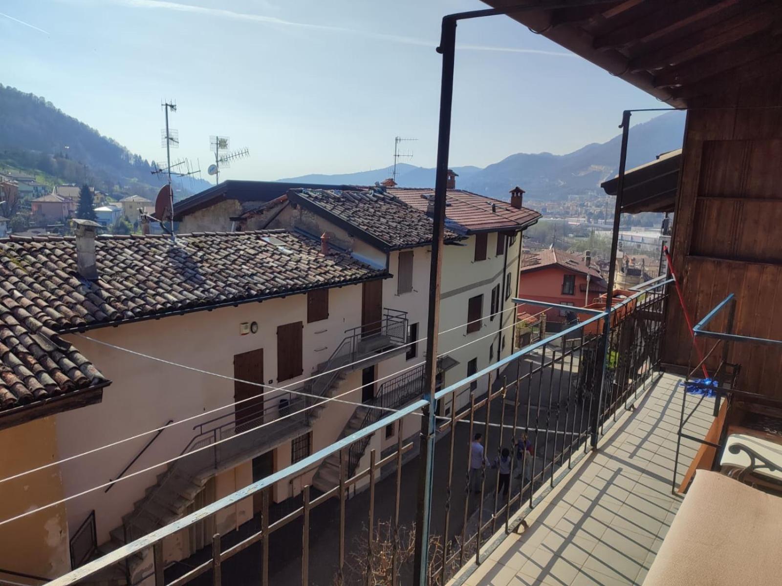 Cute Little Flat With View, 20 Mins To Bgy Airport Apartamento Pradalunga Exterior foto