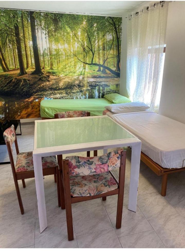 Cute Little Flat With View, 20 Mins To Bgy Airport Apartamento Pradalunga Exterior foto